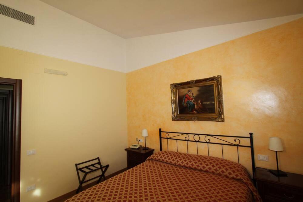 Hotel La Vecchia Fattoria Loreto Zewnętrze zdjęcie