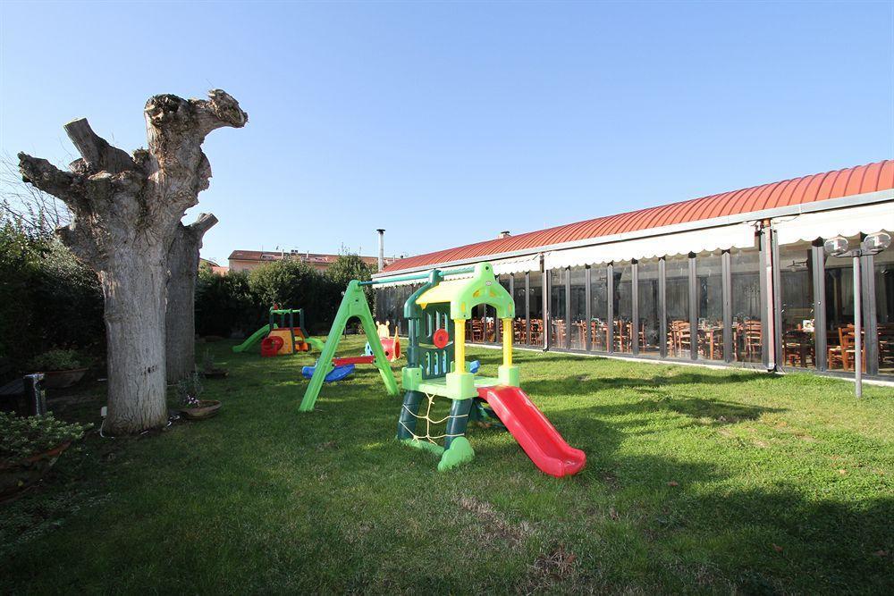 Hotel La Vecchia Fattoria Loreto Zewnętrze zdjęcie