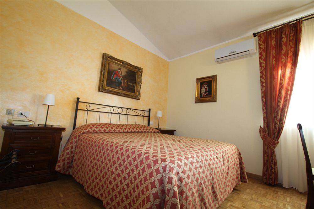 Hotel La Vecchia Fattoria Loreto Zewnętrze zdjęcie